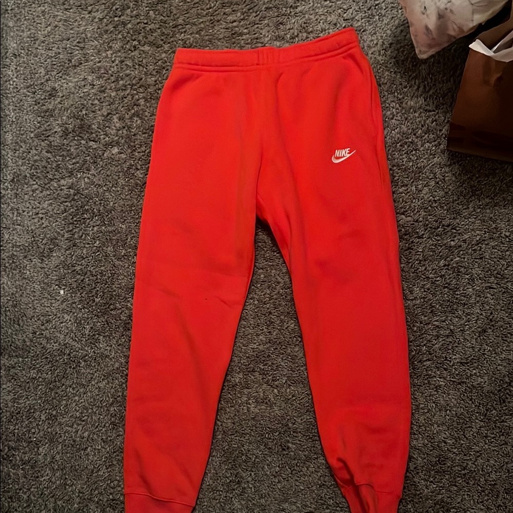 Nike men’s joggers